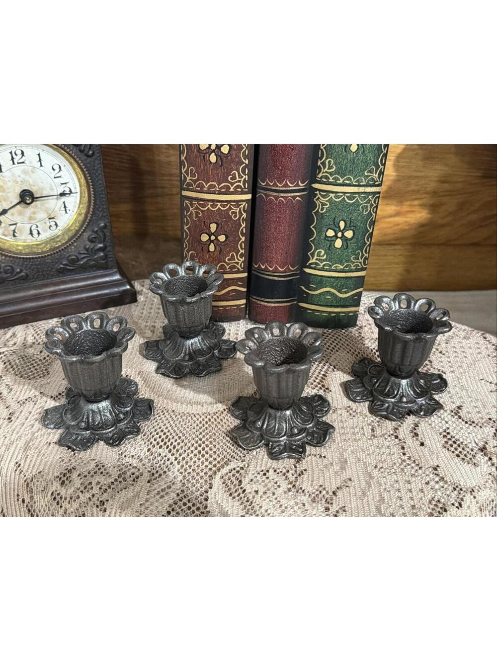 Vintage Cast-Iron Candle Holders Flower Floral Set 4 Gothic Fairy Cottage Ornate - Picture 3 of 11